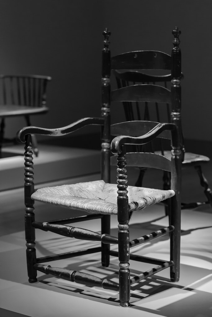 Asha Lounge Chair